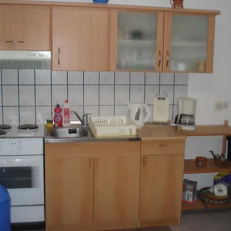 Zara Apartment *